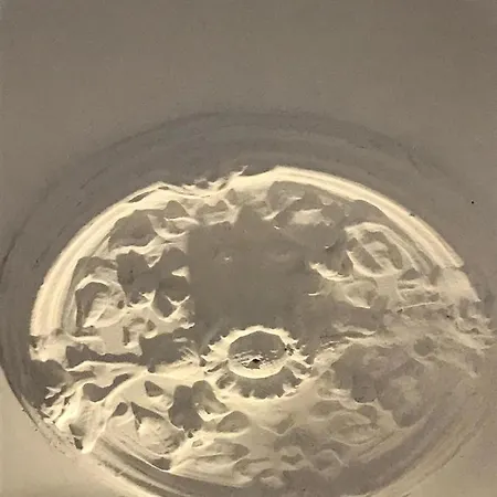 Roter Sandstein Zink 아파트