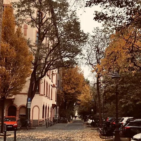 Roter Sandstein Zink Apartment