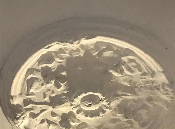 Roter Sandstein Zink Apartment